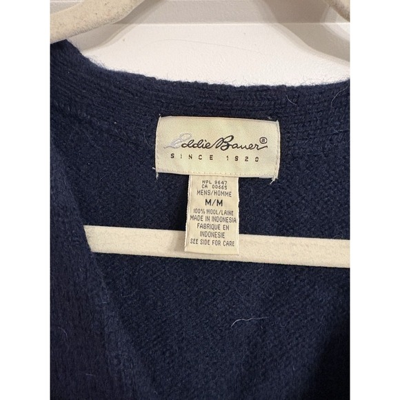 Vintage 90s Eddie Bauer Men's Medium Navy 100% Wool Knit Button V-Neck Vest - Picture 5 of 5
